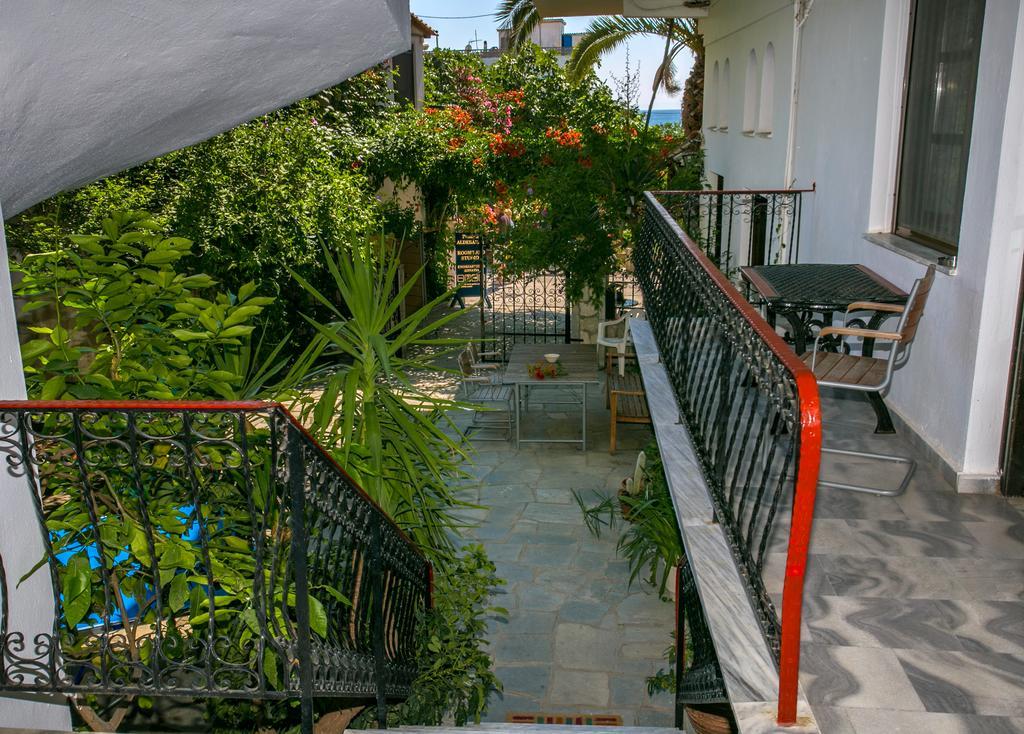 Pension Aldebaran Hotel Potos Luaran gambar