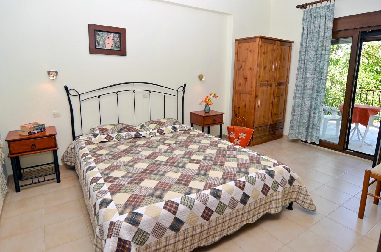 Pension Aldebaran Hotel Potos Luaran gambar